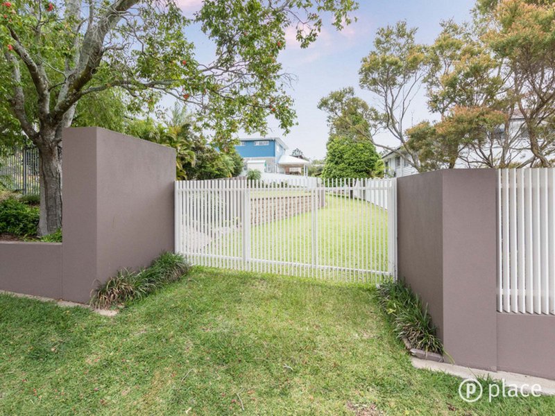 Photo - 92 Windmill Street, Tarragindi QLD 4121 - Image 5