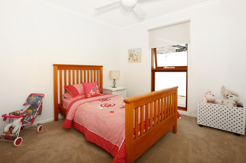 Photo - 92 Yangoora Crescent, Ashmore QLD 4214 - Image 15