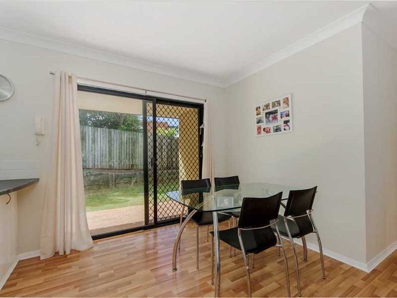 Photo - 9/20 Brown Street, Labrador QLD 4215 - Image 9