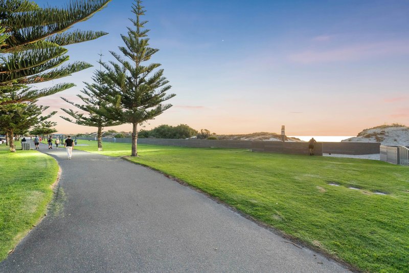 Photo - 9/20 Edwin Street, West Lakes Shore SA 5020 - Image 22