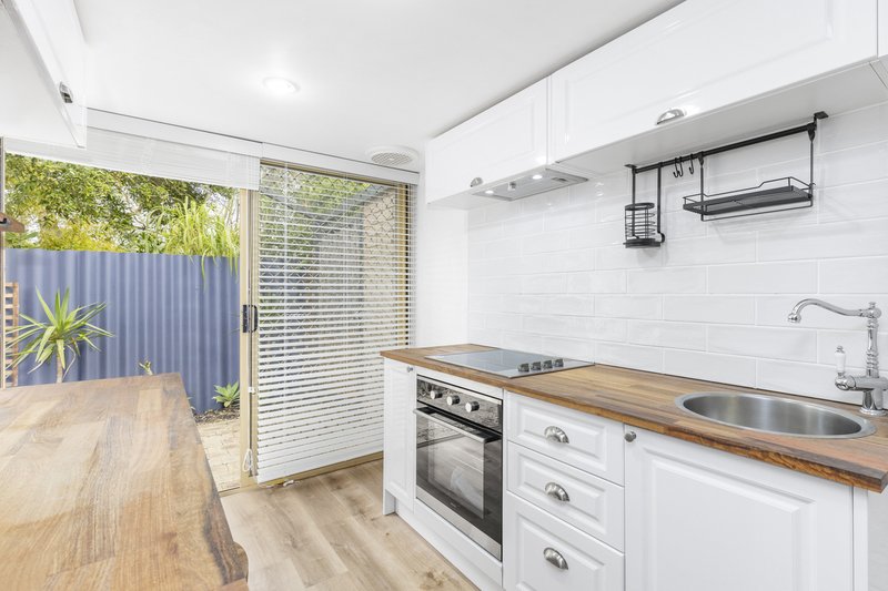 Photo - 9/201 Scarborough Beach Road, Mount Hawthorn WA 6016 - Image 4