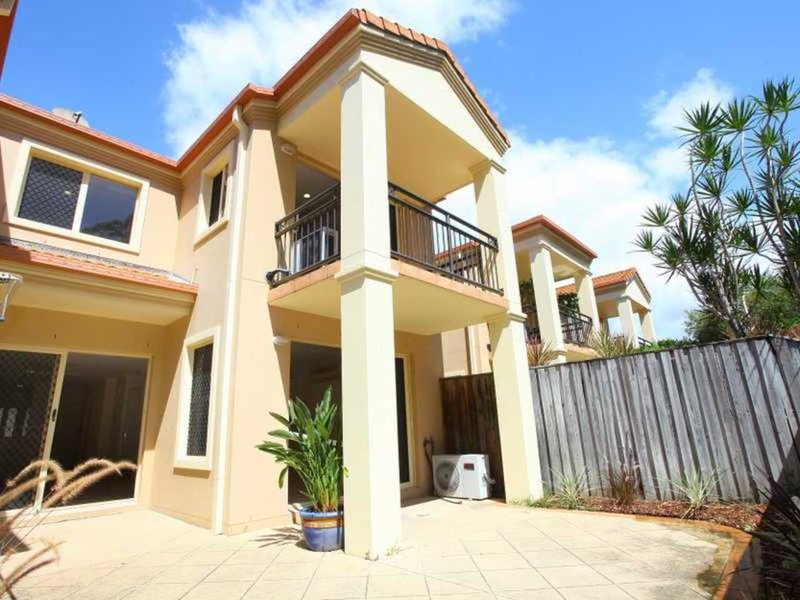 9/21 Beachcomber Court, Burleigh Waters QLD 4220