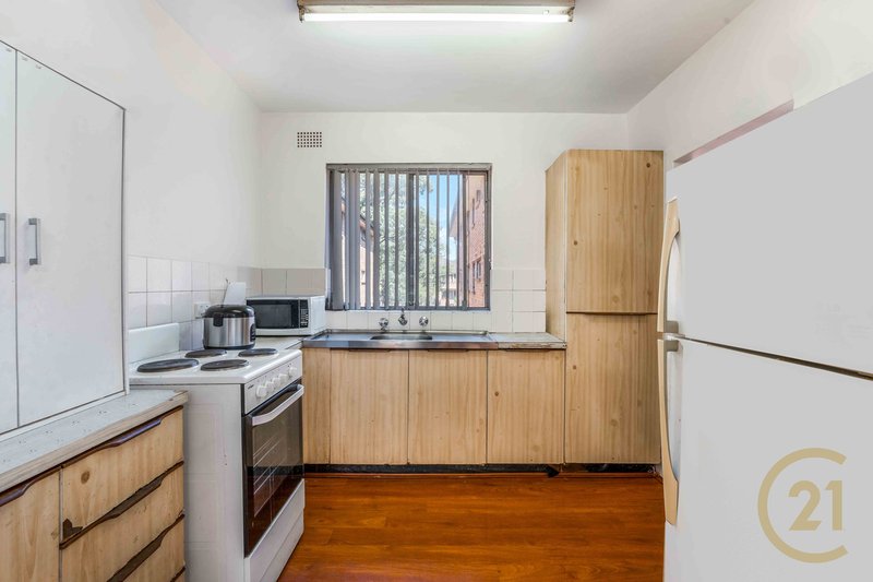 Photo - 9/21 Lachlan Street, Warwick Farm NSW 2170 - Image 5