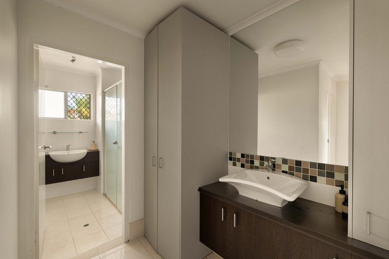 Photo - 9/21 London Road, Clayfield QLD 4011 - Image 9