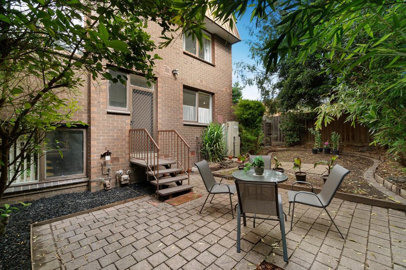 Photo - 9/213 Stephensons Road, Mount Waverley VIC 3149 - Image 9