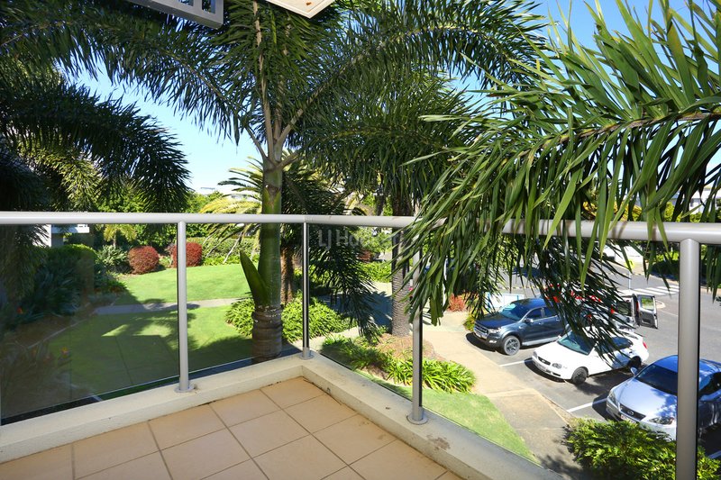 Photo - 921/66 Sickle Avenue, Hope Island QLD 4212 - Image 10