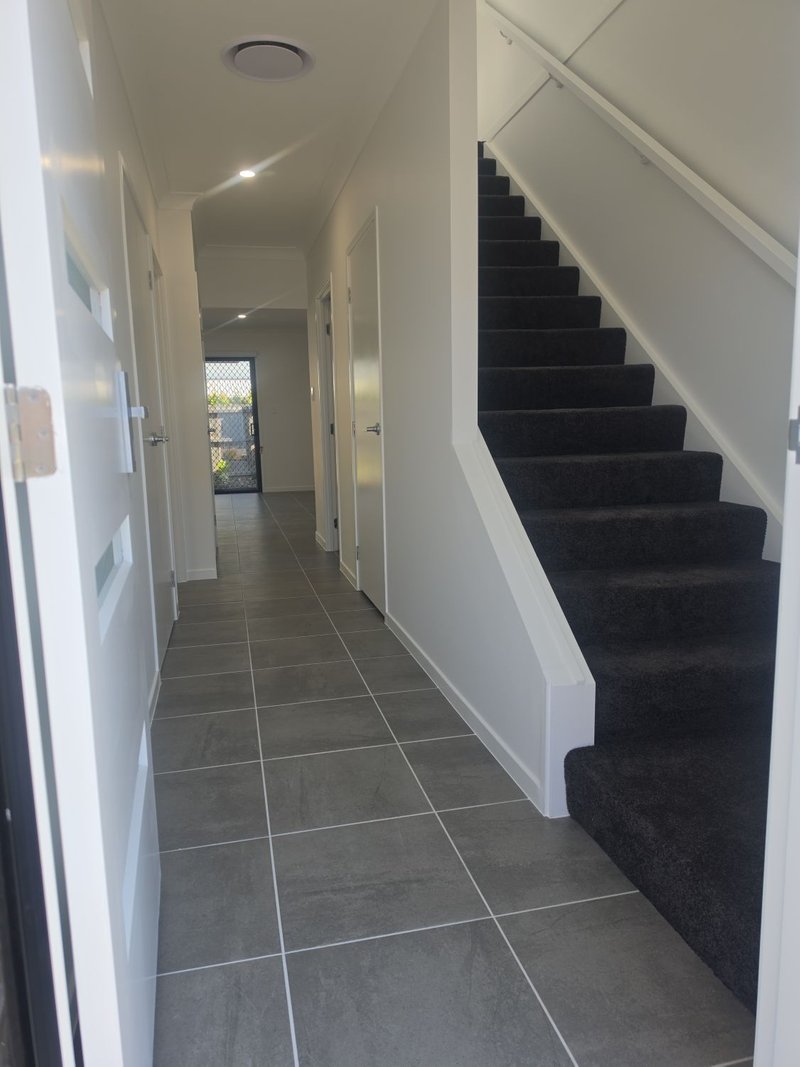 Photo - 92/2 Waler Close, Mango Hill QLD 4509 - Image 5