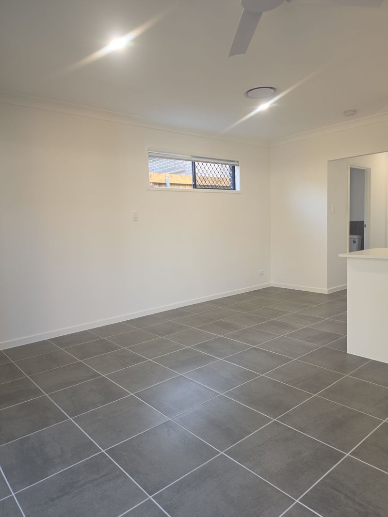 Photo - 92/2 Waler Close, Mango Hill QLD 4509 - Image 8