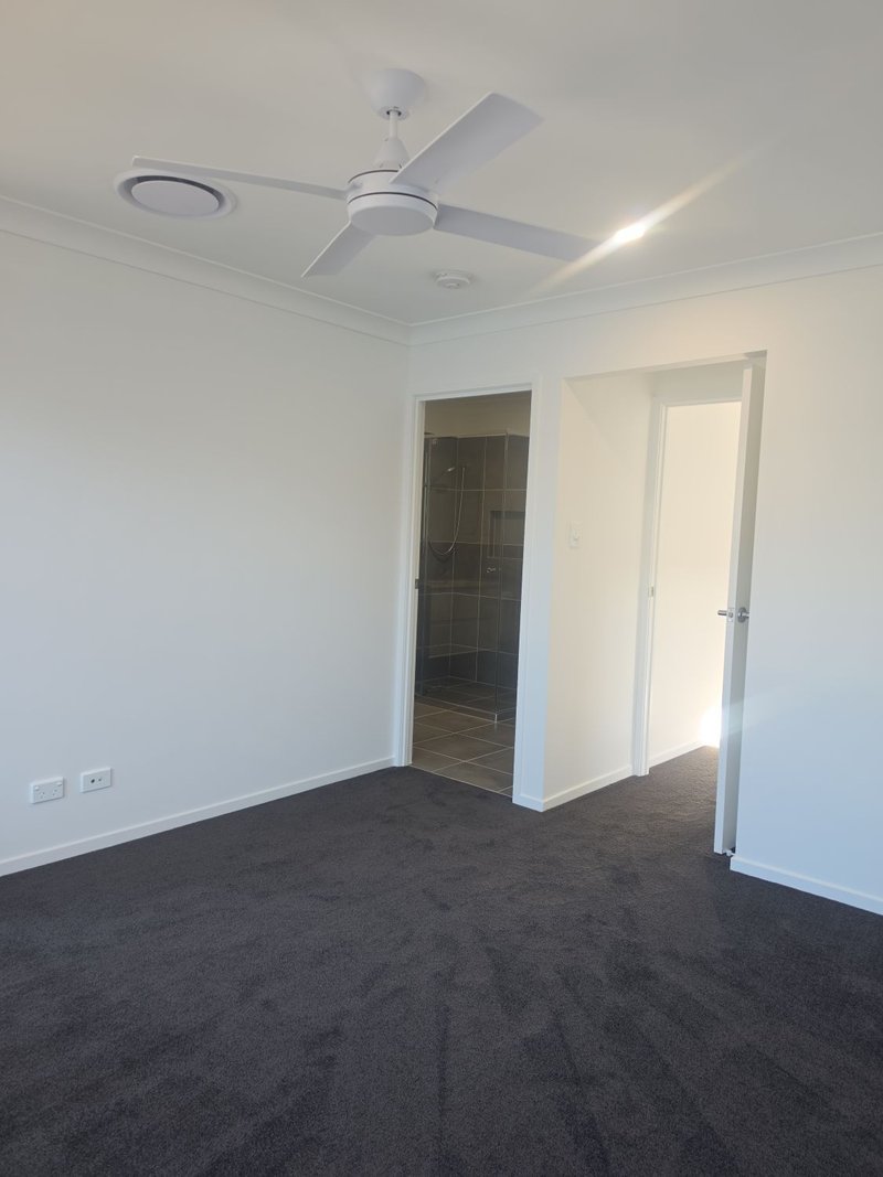 Photo - 92/2 Waler Close, Mango Hill QLD 4509 - Image 11
