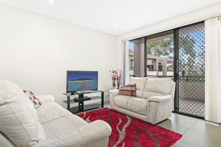 Photo - 9/23-27 Lydbrook Street, Westmead NSW 2145 - Image 5