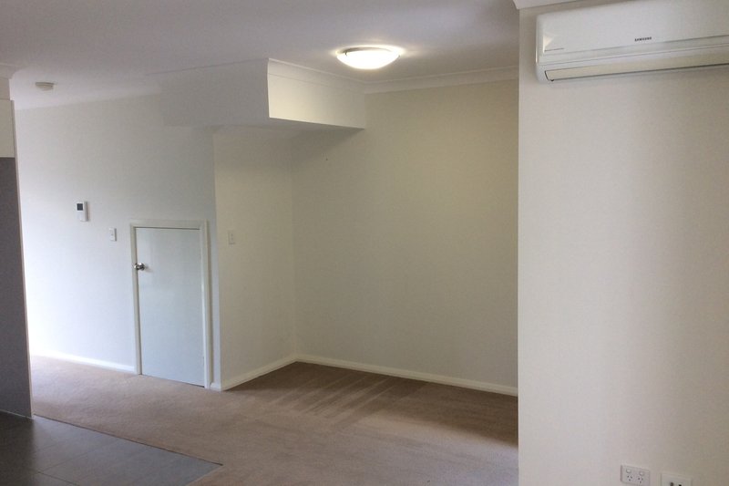 Photo - 9/23 Elizabeth Street, Granville NSW 2142 - Image 2