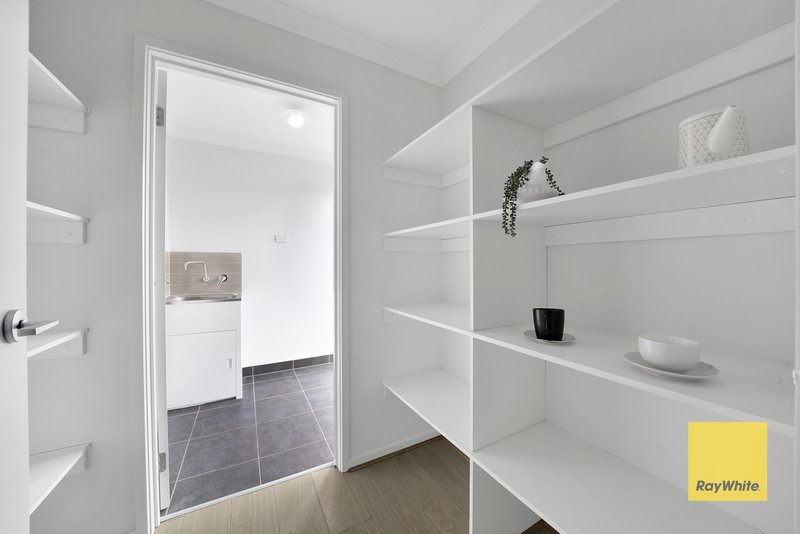 Photo - 923 Morris Road, Truganina VIC 3029 - Image 6