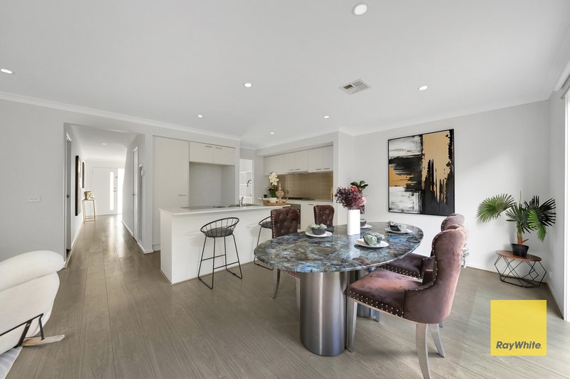 Photo - 923 Morris Road, Truganina VIC 3029 - Image 7