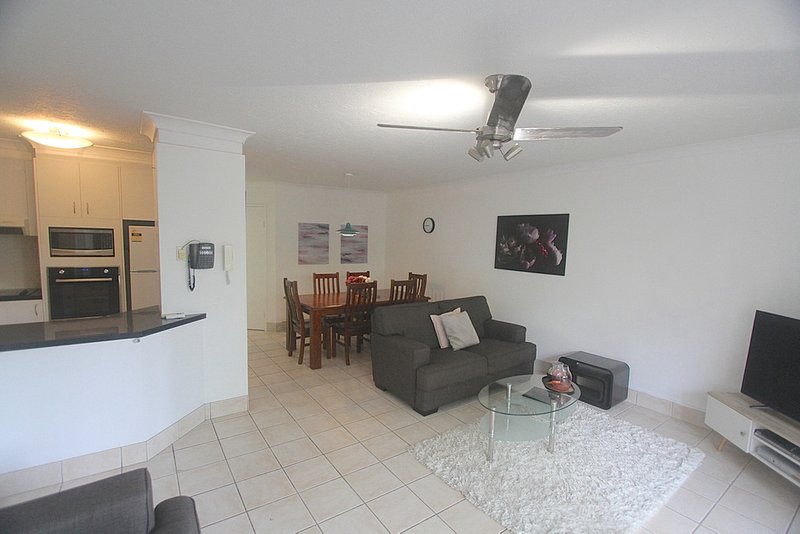 Photo - 9/23 Wharf Road, Surfers Paradise QLD 4217 - Image 2