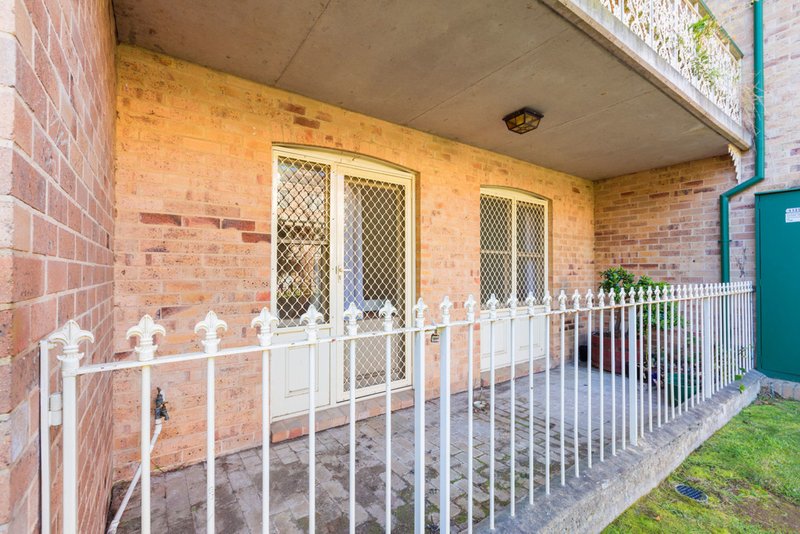 Photo - 92/37 Currong Street, Reid ACT 2612 - Image 2