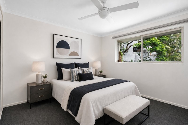 Photo - 9/24 Crescent Road, Hamilton QLD 4007 - Image 7