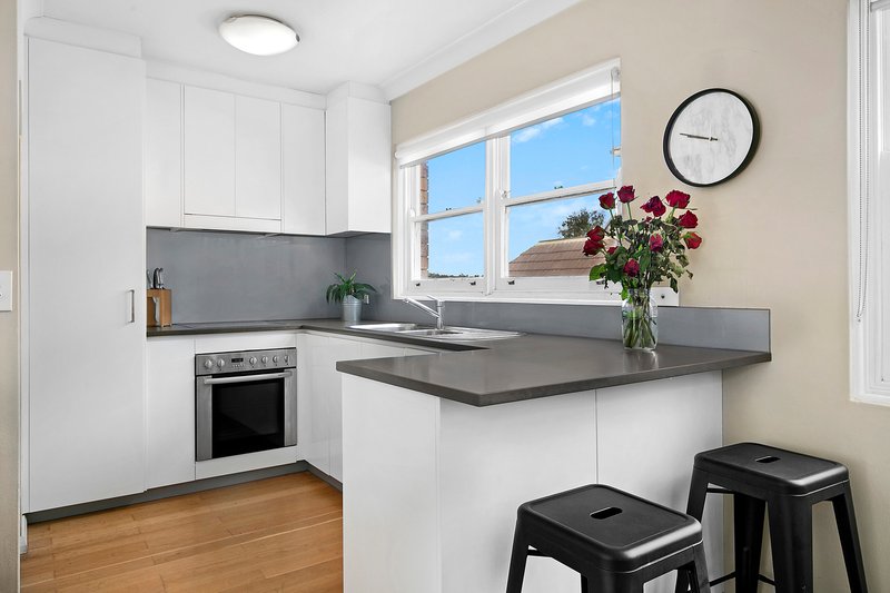 Photo - 9/24 Fairlight Street, Fairlight NSW 2094 - Image 4