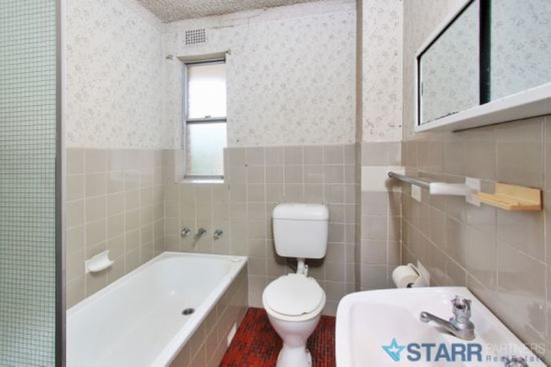 Photo - 9/24 Sheffield Street, Merrylands NSW 2160 - Image 5