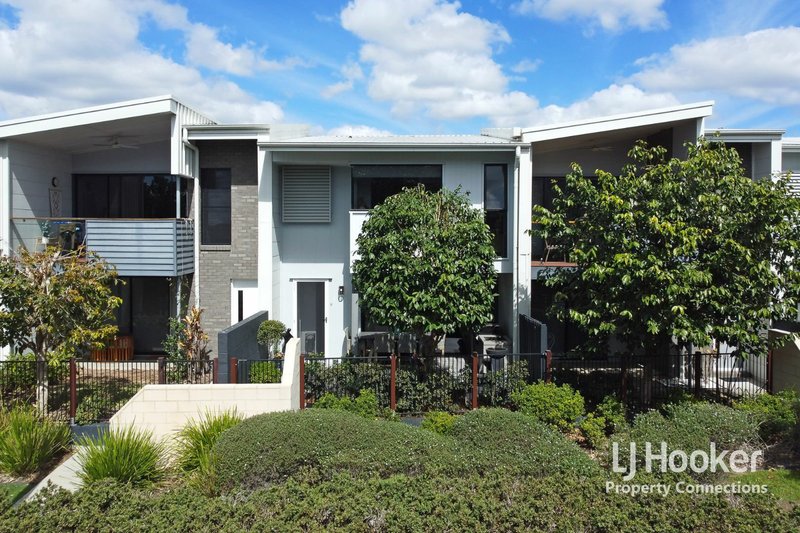 Photo - 9/24 The Corso , North Lakes QLD 4509 - Image 2