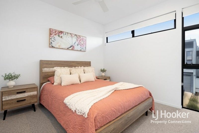 Photo - 9/24 The Corso , North Lakes QLD 4509 - Image 9