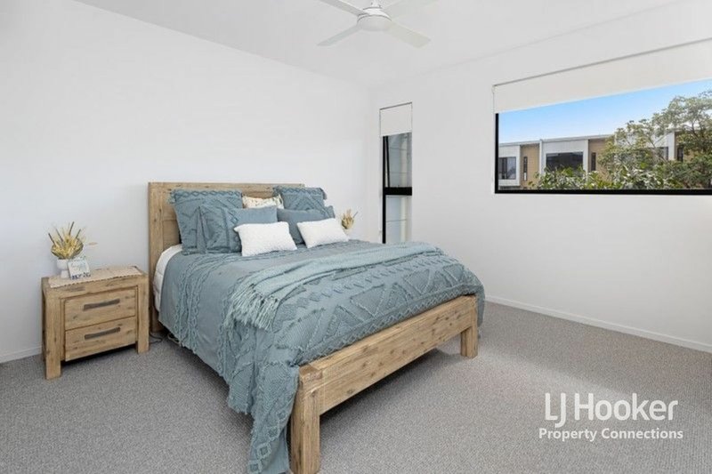 Photo - 9/24 The Corso , North Lakes QLD 4509 - Image 12