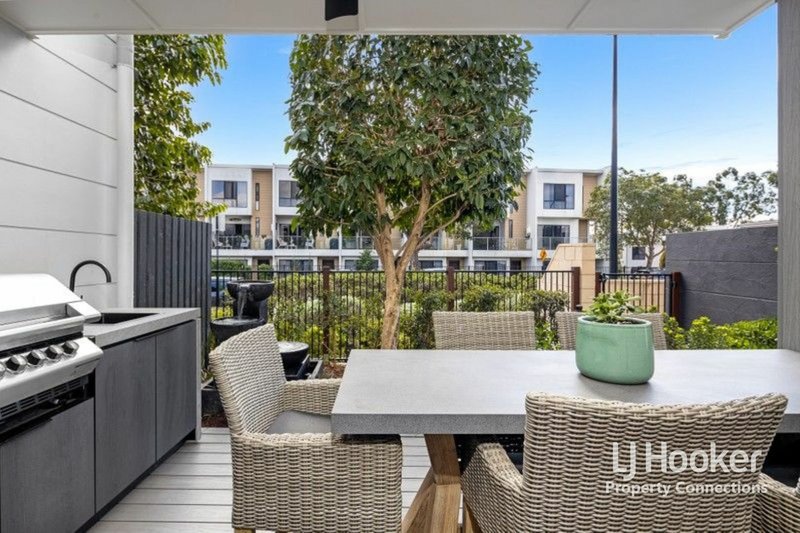 Photo - 9/24 The Corso , North Lakes QLD 4509 - Image 16