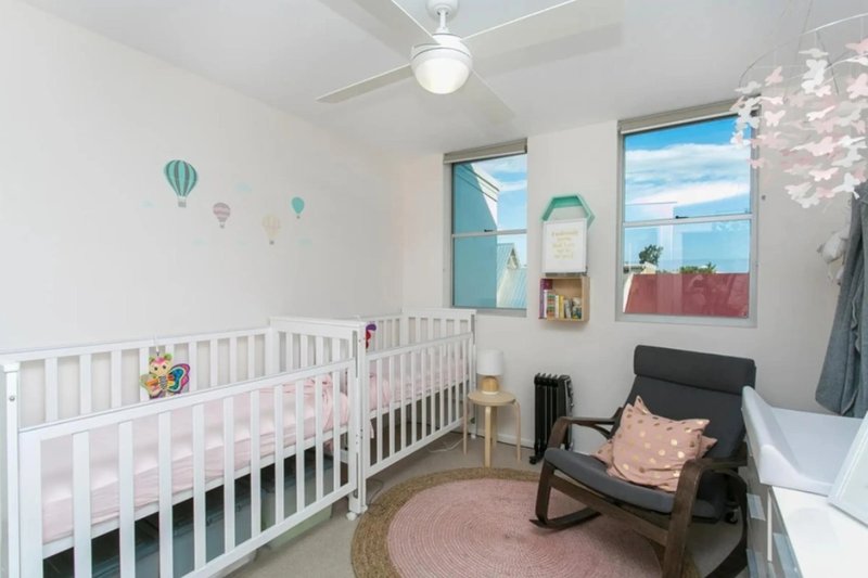 Photo - 9/25 Cracknell Road, Annerley QLD 4103 - Image 7