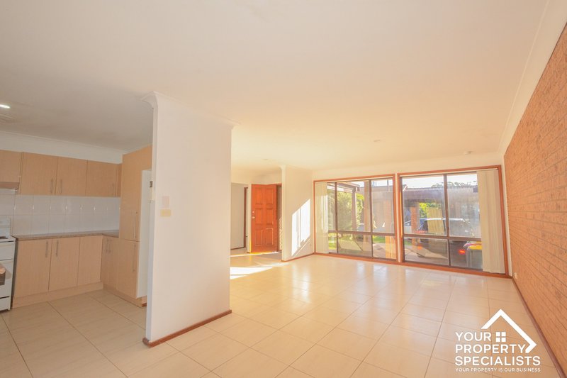 Photo - 9/25 Goodenough Street, Glenfield NSW 2167 - Image 5