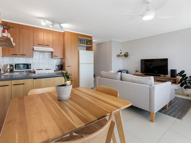 Photo - 9/252 Alexandra Parade, Alexandra Headland QLD 4572 - Image 8