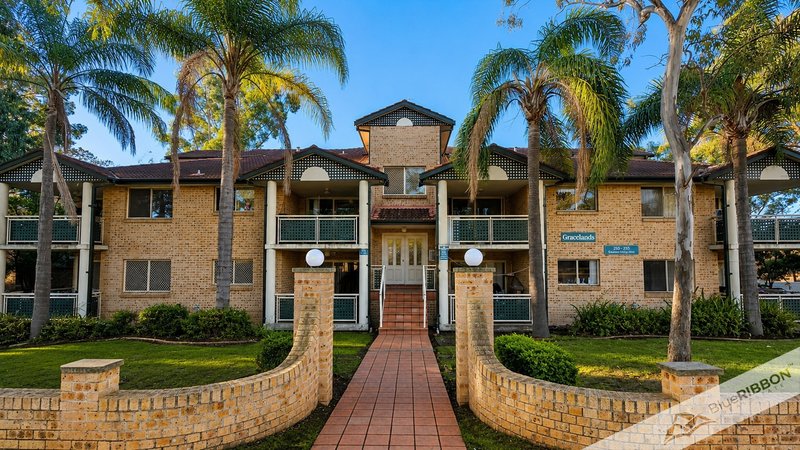 Photo - 9/253-255 Dunmore Street, Pendle Hill NSW 2145 - Image 1
