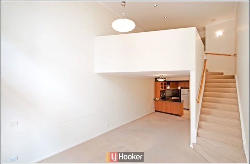 Photo - 92/66 Allara Street, City ACT 2601 - Image 3