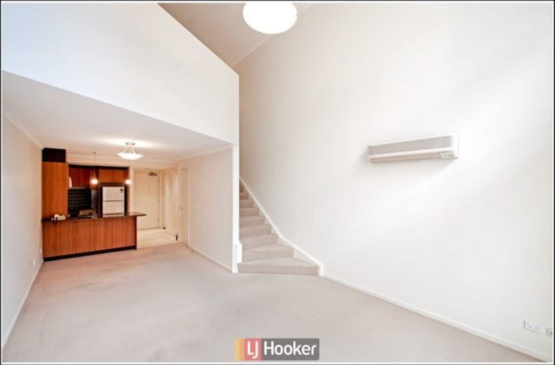 Photo - 92/66 Allara Street, City ACT 2601 - Image 5