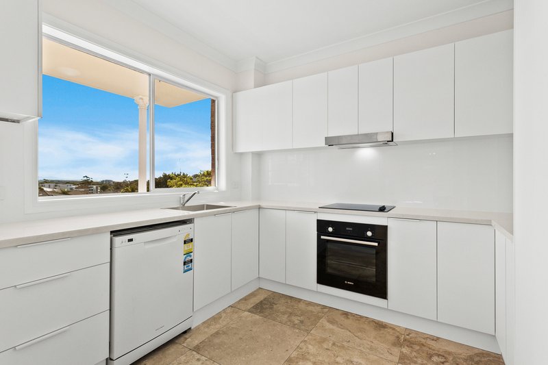 Photo - 9/27-29 Hercules Street, Wollongong NSW 2500 - Image 4