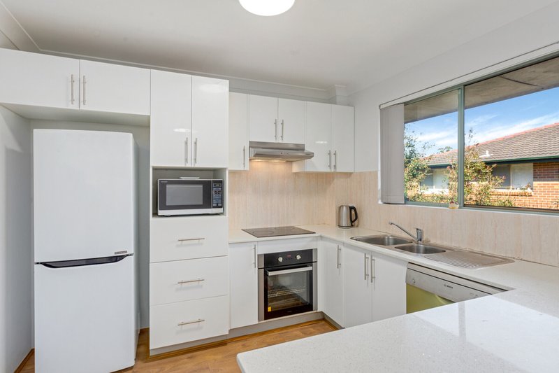 Photo - 9/27 Sherbrook Road, Hornsby NSW 2077 - Image 5