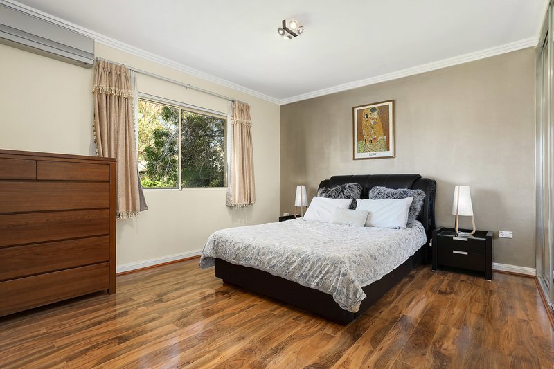 Photo - 9/27 Wyatt Avenue, Burwood NSW 2134 - Image 5