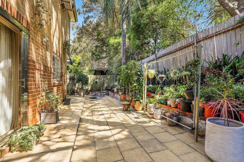 Photo - 9/27 Wyatt Avenue, Burwood NSW 2134 - Image 9