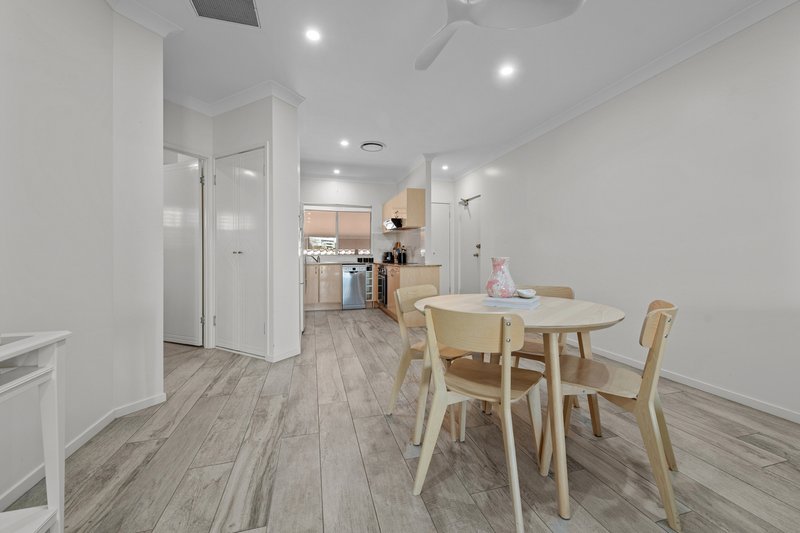 Photo - 9/28 Balowrie Street, Hamilton QLD 4007 - Image 7