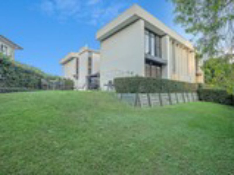 Photo - 928 Medinah Avenue, Robina QLD 4226 - Image 1