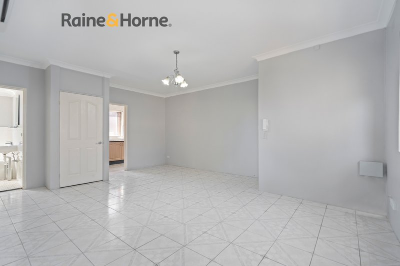 Photo - 9/28 Nagle Street, Liverpool NSW 2170 - Image 4