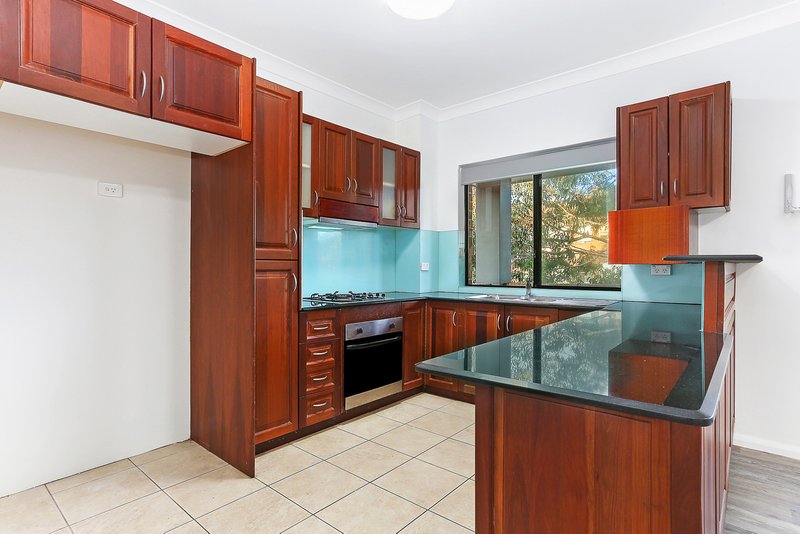 Photo - 9/28 Queens Road, Brighton-Le-Sands NSW 2216 - Image 2