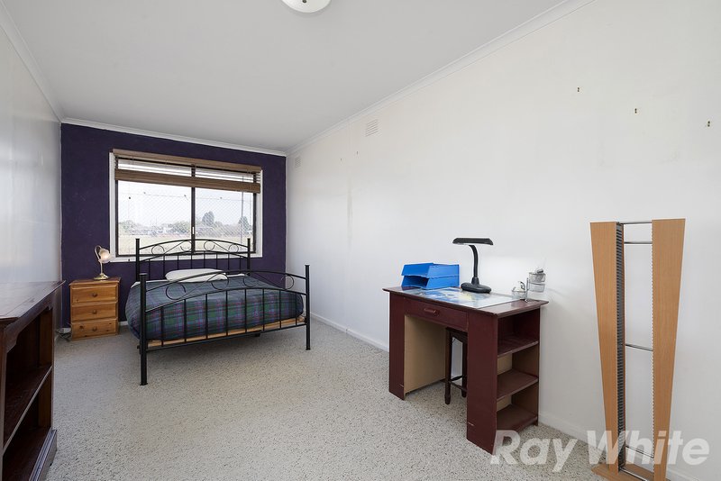 Photo - 9/287 Warrigal Road, Cheltenham VIC 3192 - Image 6