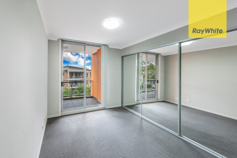 Photo - 9/29-33 Darcy Road, Westmead NSW 2145 - Image 7
