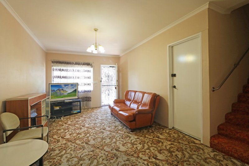 Photo - 9/29 Longfield Street, Cabramatta NSW 2166 - Image 4