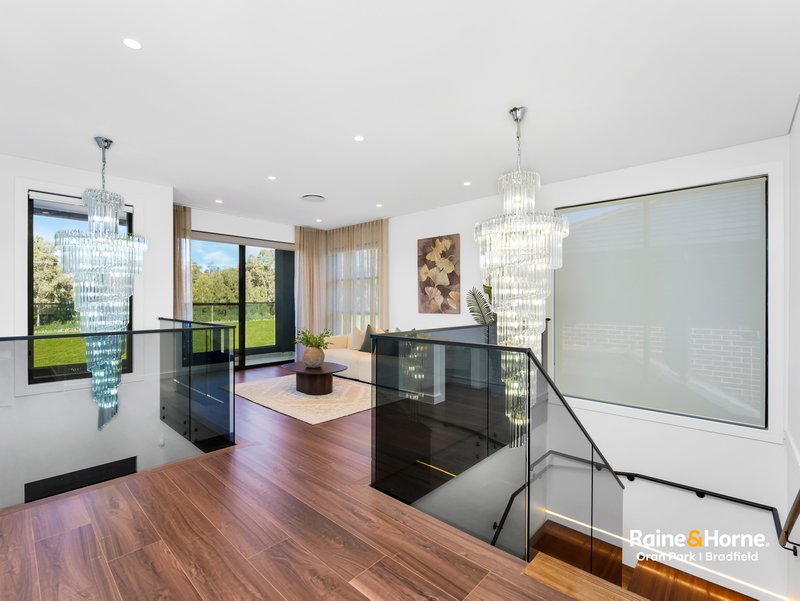 Photo - 92A Rosedale Circuit, Carnes Hill NSW 2171 - Image 22