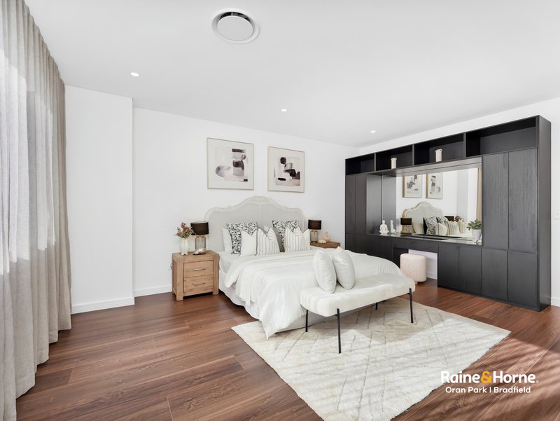 Photo - 92A Rosedale Circuit, Carnes Hill NSW 2171 - Image 26