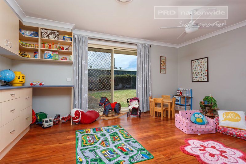 Photo - 92A Russell Street, Tumut NSW 2720 - Image 11