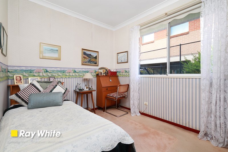 Photo - 9/2B St Elmo Parade, Kingsgrove NSW 2208 - Image 6