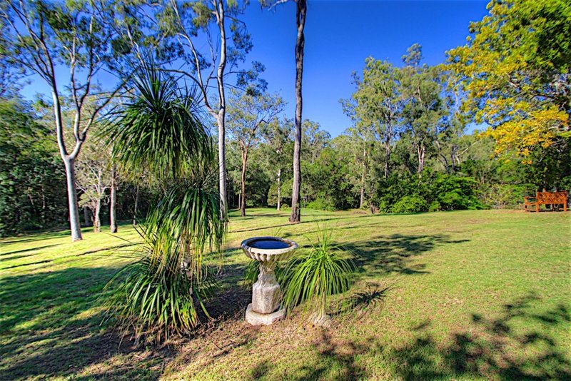 Photo - 93 - 95 Kulmaren Grove, Karana Downs QLD 4306 - Image 26