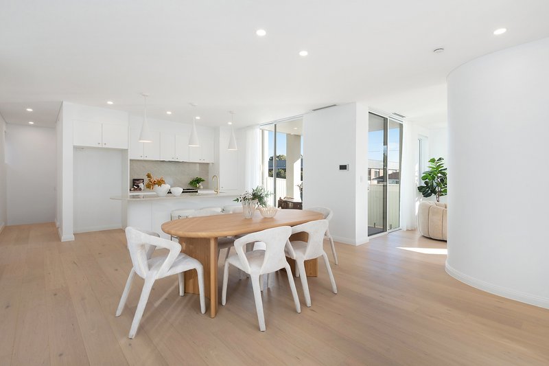 Photo - 93 Abercorn Street, Bexley NSW 2207 - Image 2