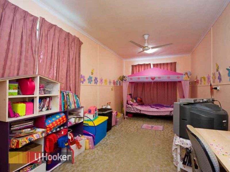 Photo - 93 Appleby Road, Stafford QLD 4053 - Image 4